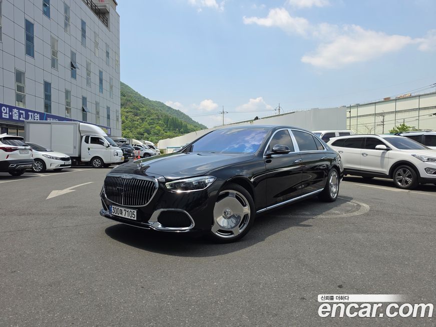 Mercedes-Benz S-Class 2025