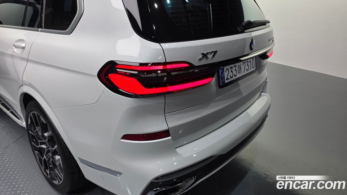 BMW X7 2024