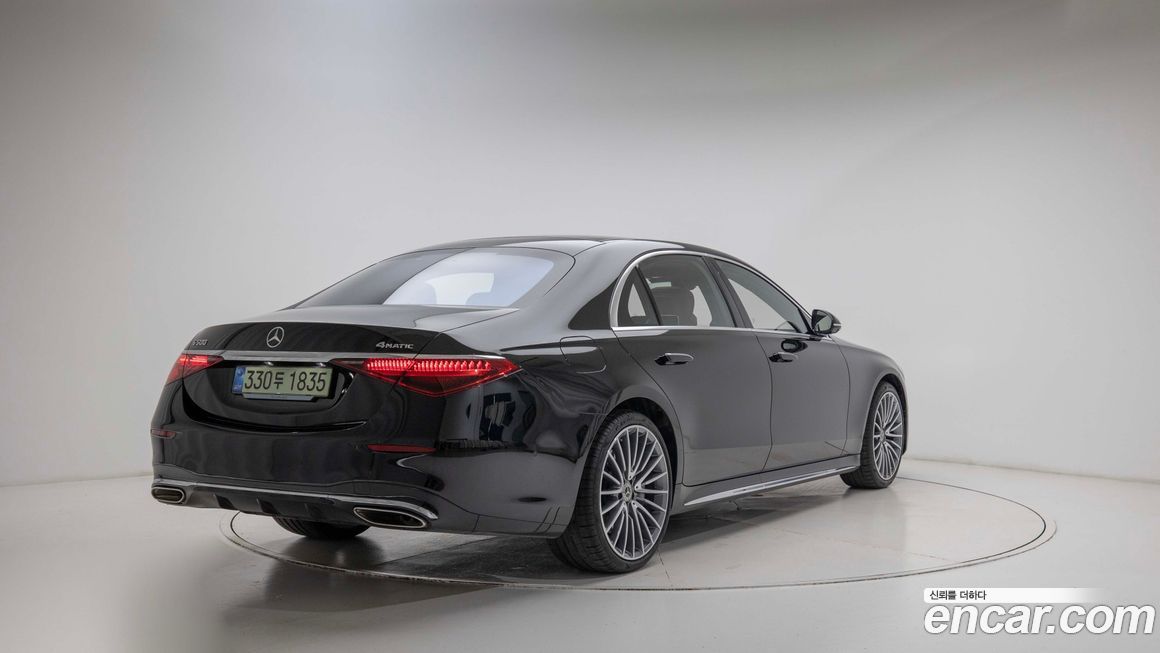 Mercedes-Benz S-Class 2026