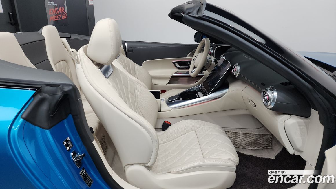 Mercedes-Benz SL-Class 2023