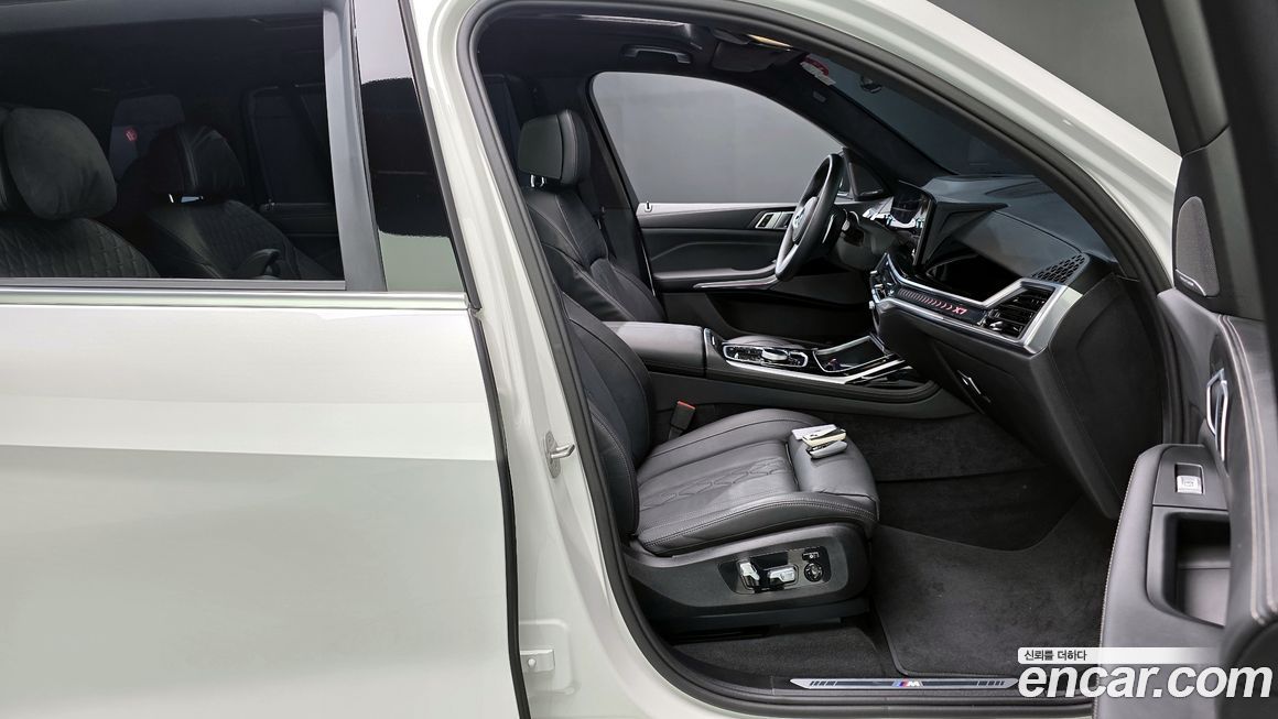 BMW X7 2024