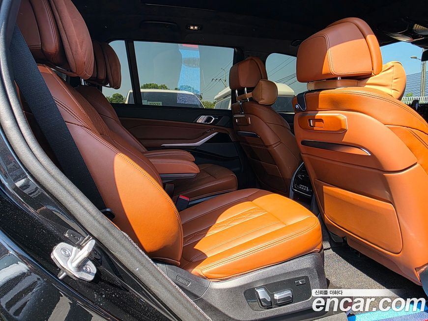 BMW X7 2024