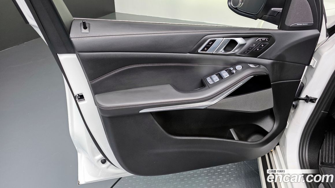 BMW X7 2024