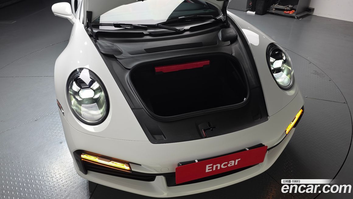 Porsche 911 2024
