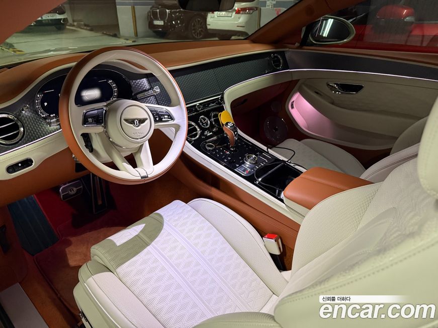 Bentley Continental 2025