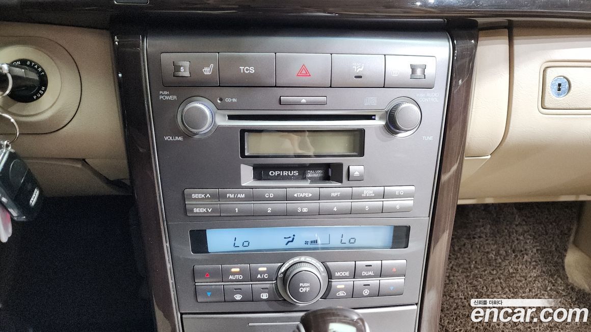 Kia OPIRUS 2008