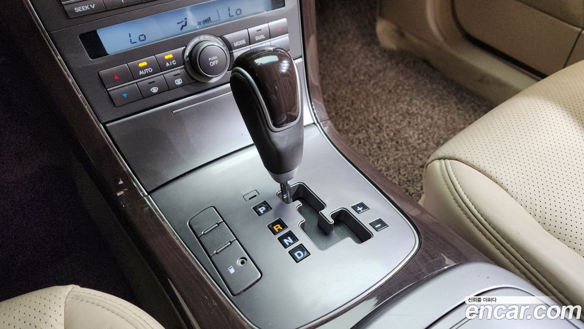 Kia OPIRUS 2008