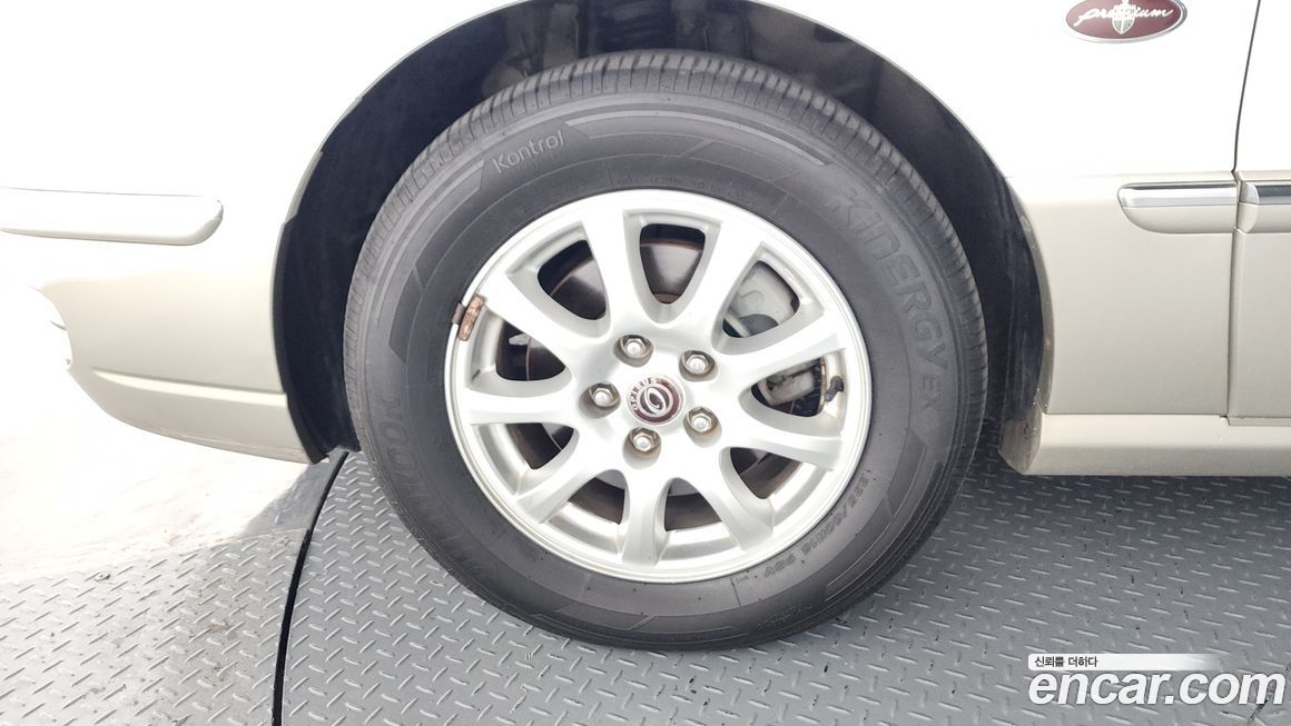 Kia OPIRUS 2008