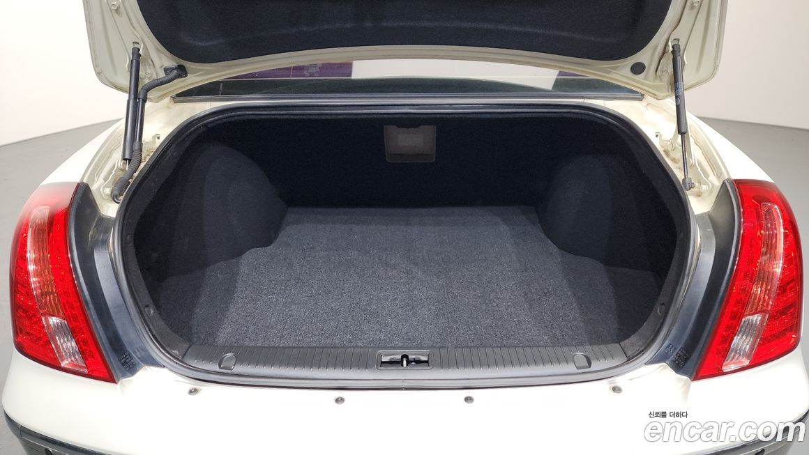 Kia OPIRUS 2008