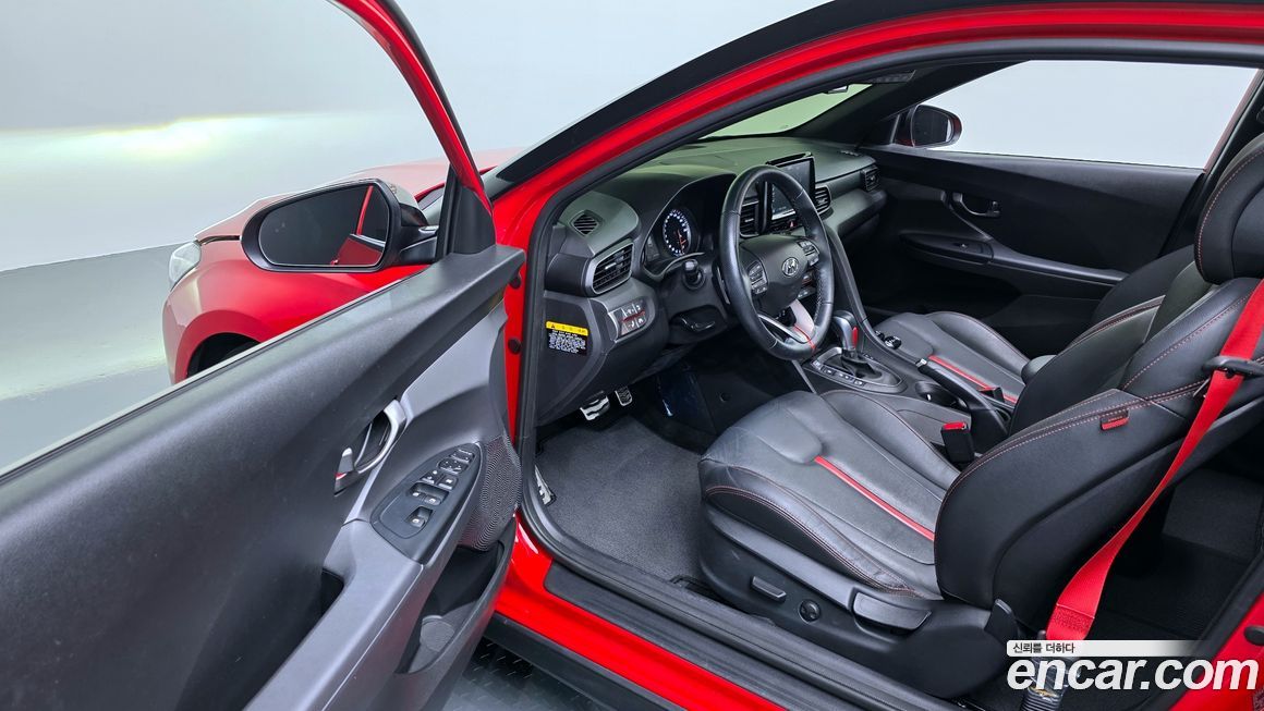 Hyundai Veloster 2018
