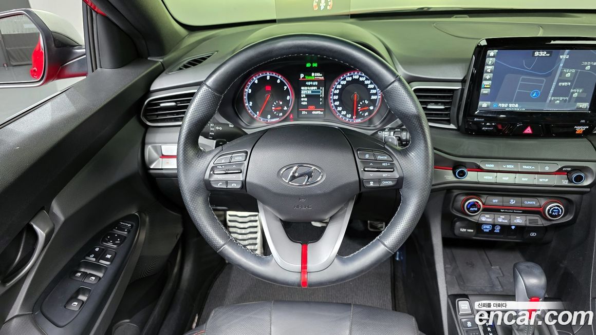 Hyundai Veloster 2018