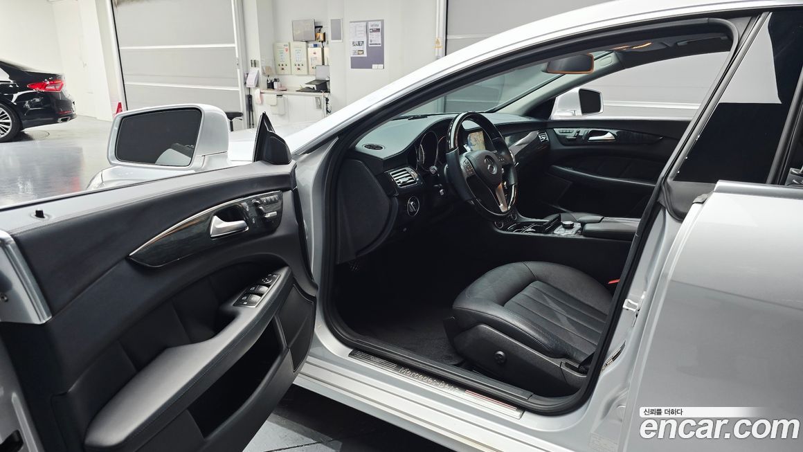 Mercedes-Benz CLS-Class 2013