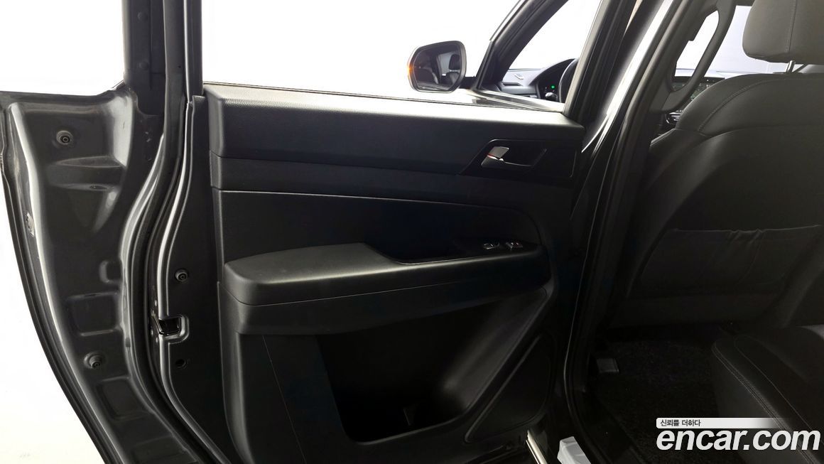 KG_Mobility_Ssangyong Rexton 2020