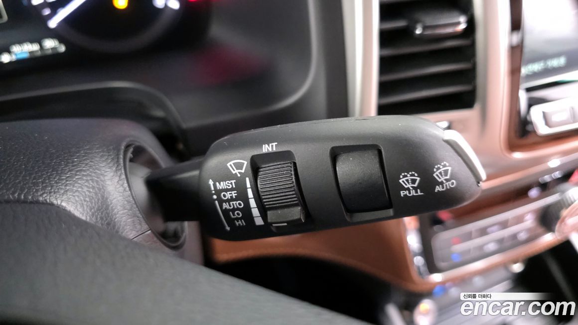 KG_Mobility_Ssangyong Rexton 2018