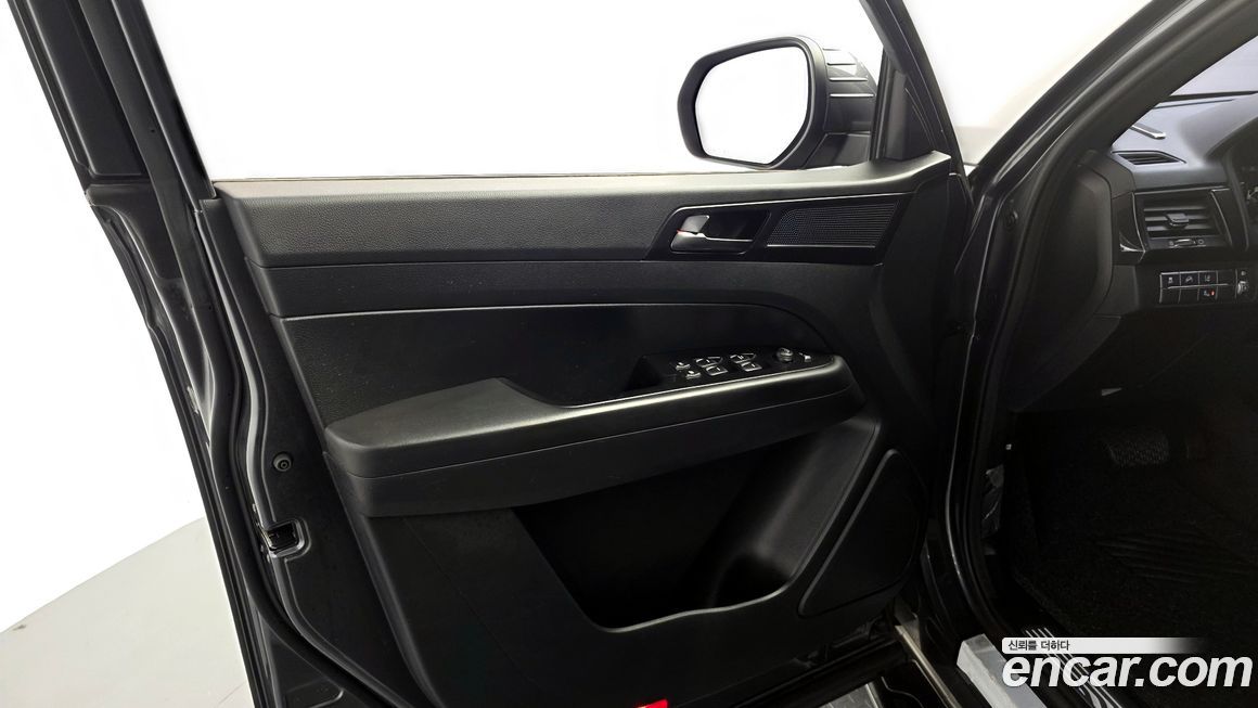 KG_Mobility_Ssangyong Rexton 2020