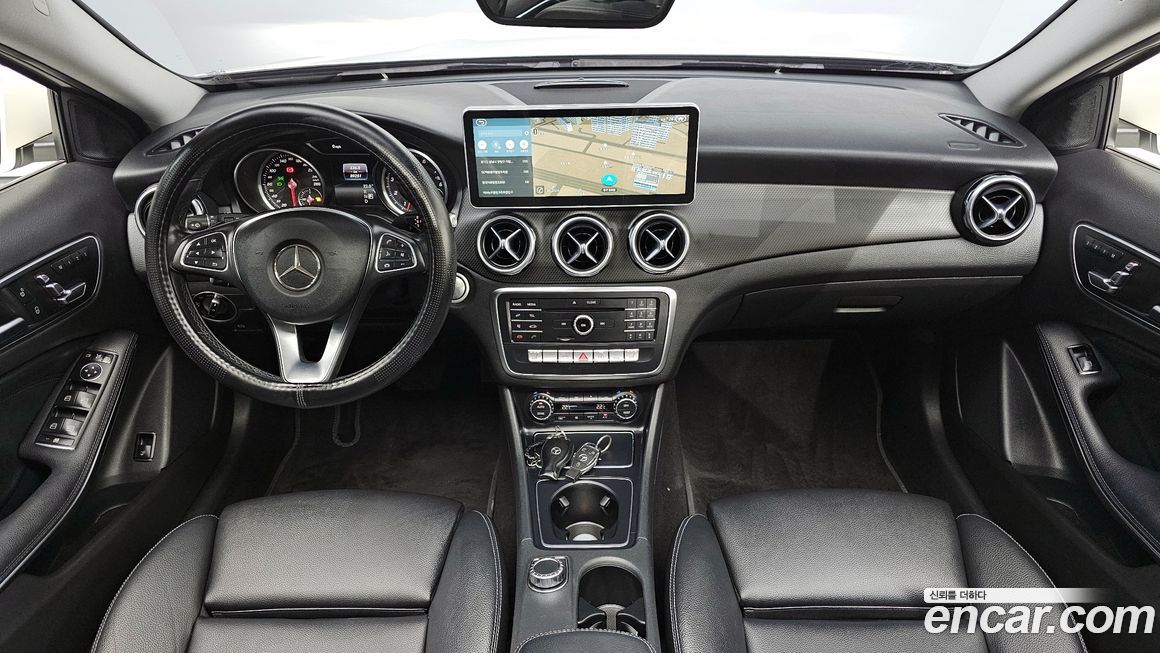 Mercedes-Benz GLA-Class 2018