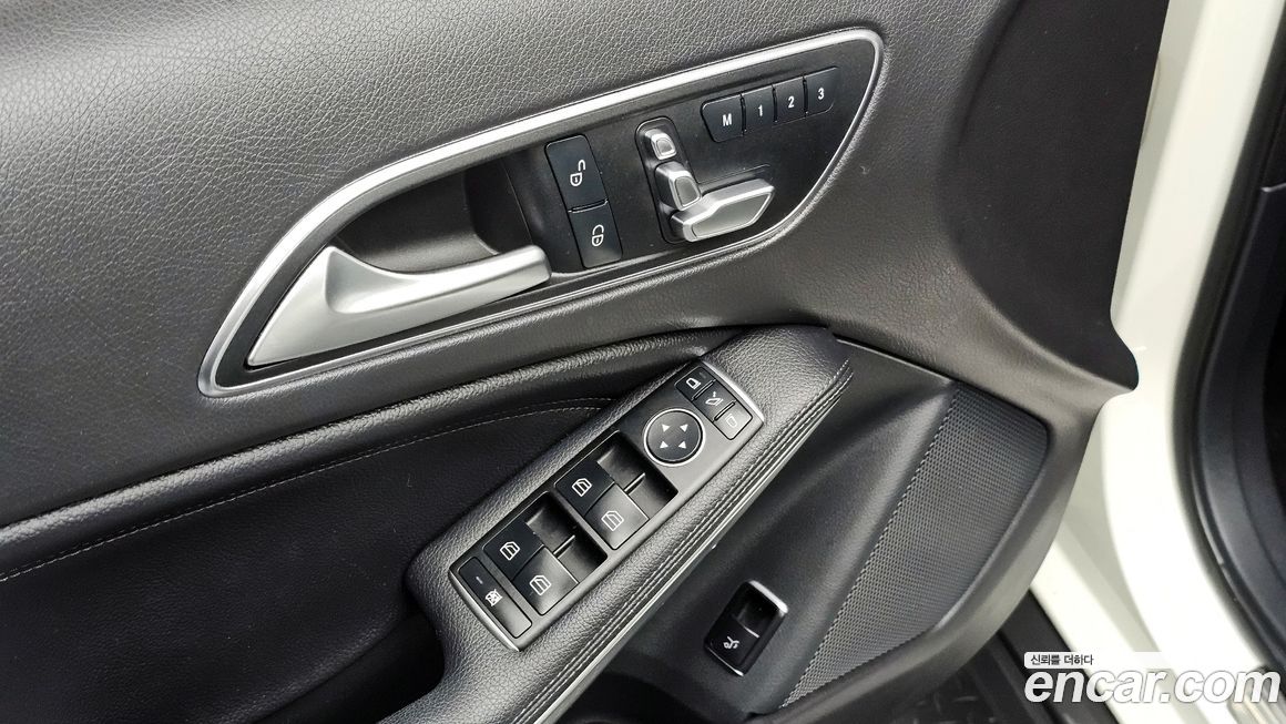 Mercedes-Benz GLA-Class 2018