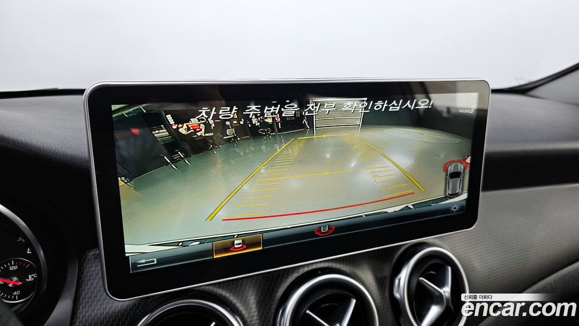 Mercedes-Benz GLA-Class 2018