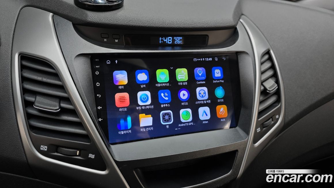 Hyundai AVANTE 2015