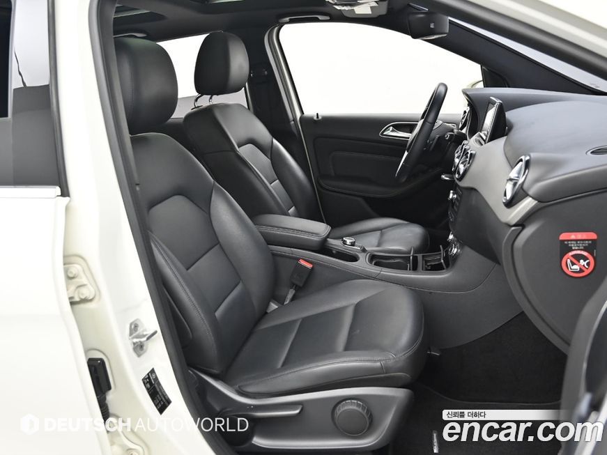 Mercedes-Benz B-Class 2013