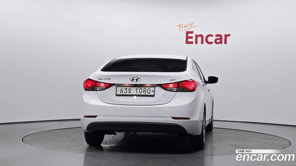 Hyundai AVANTE 2015
