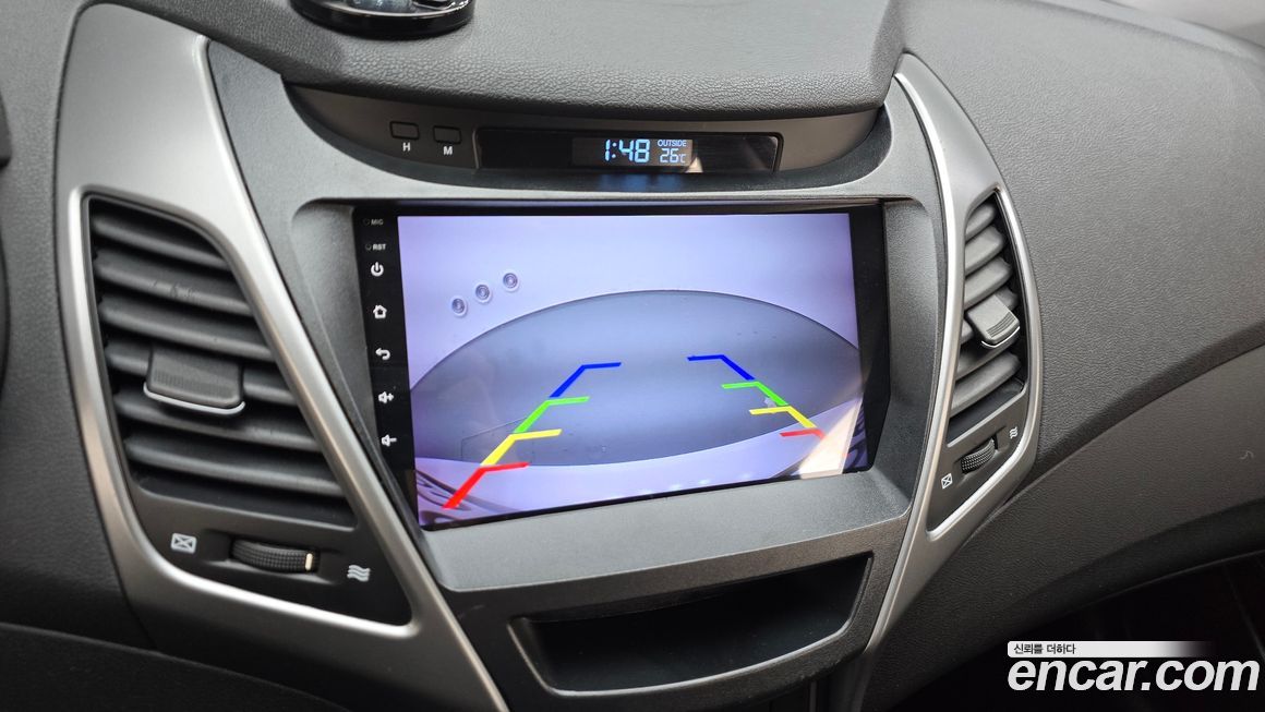Hyundai AVANTE 2015