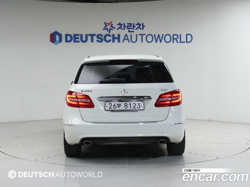 Mercedes-Benz B-Class 2013