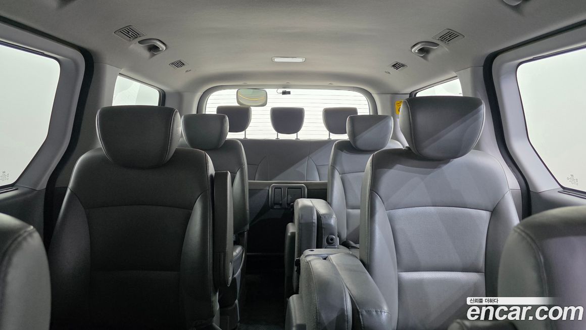 Hyundai Starex 2021