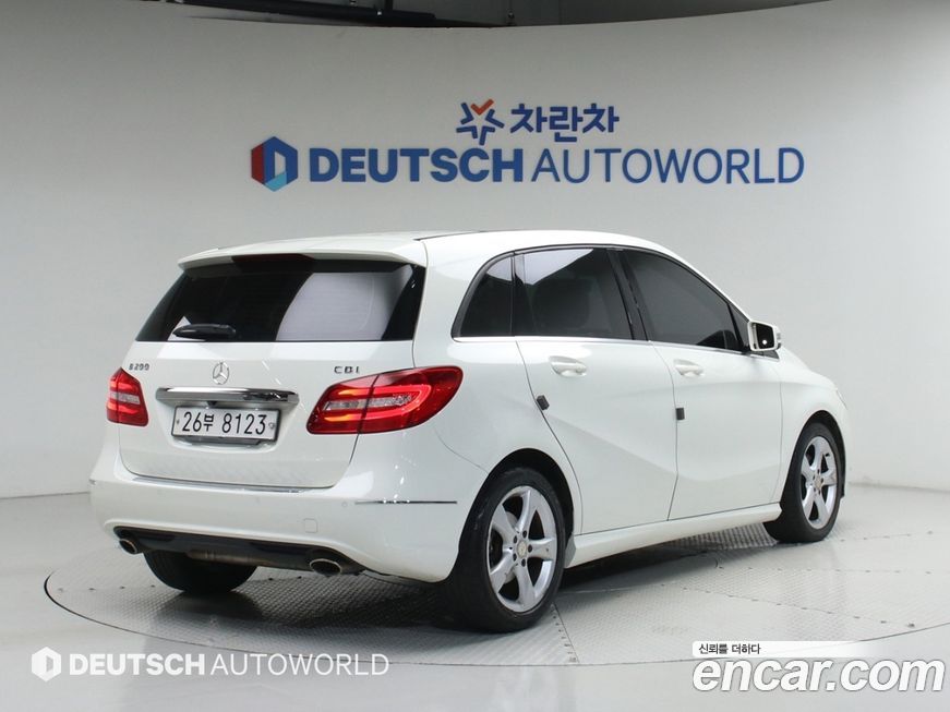 Mercedes-Benz B-Class 2013