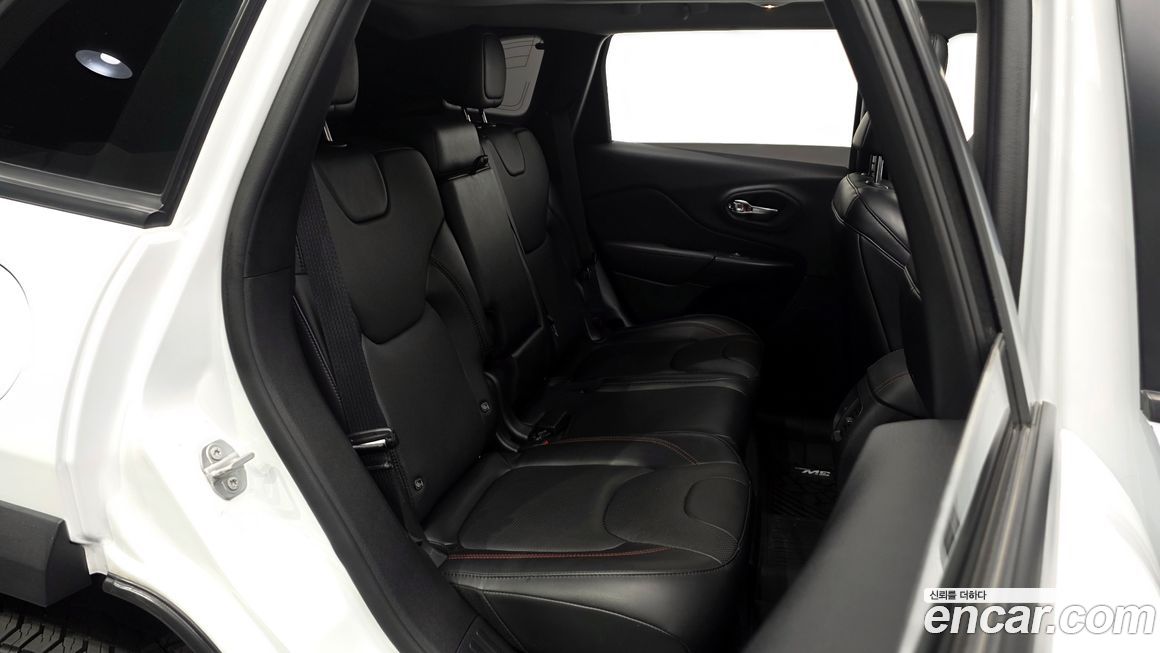 Jeep Cherokee 2021