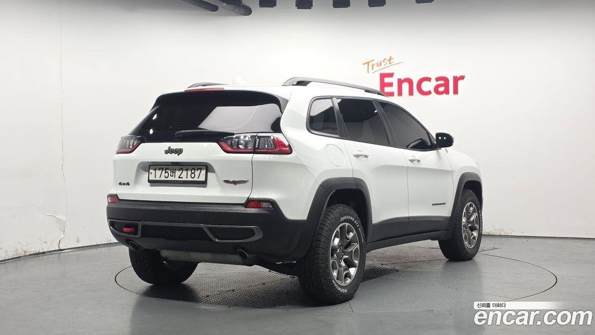 Jeep Cherokee 2021