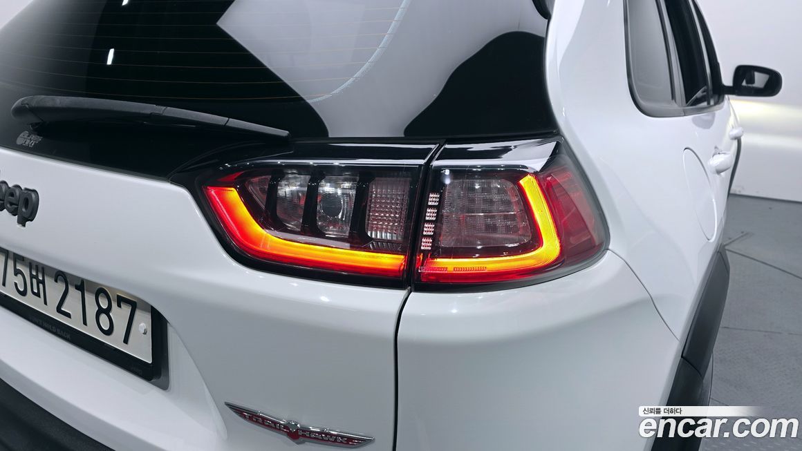 Jeep Cherokee 2021