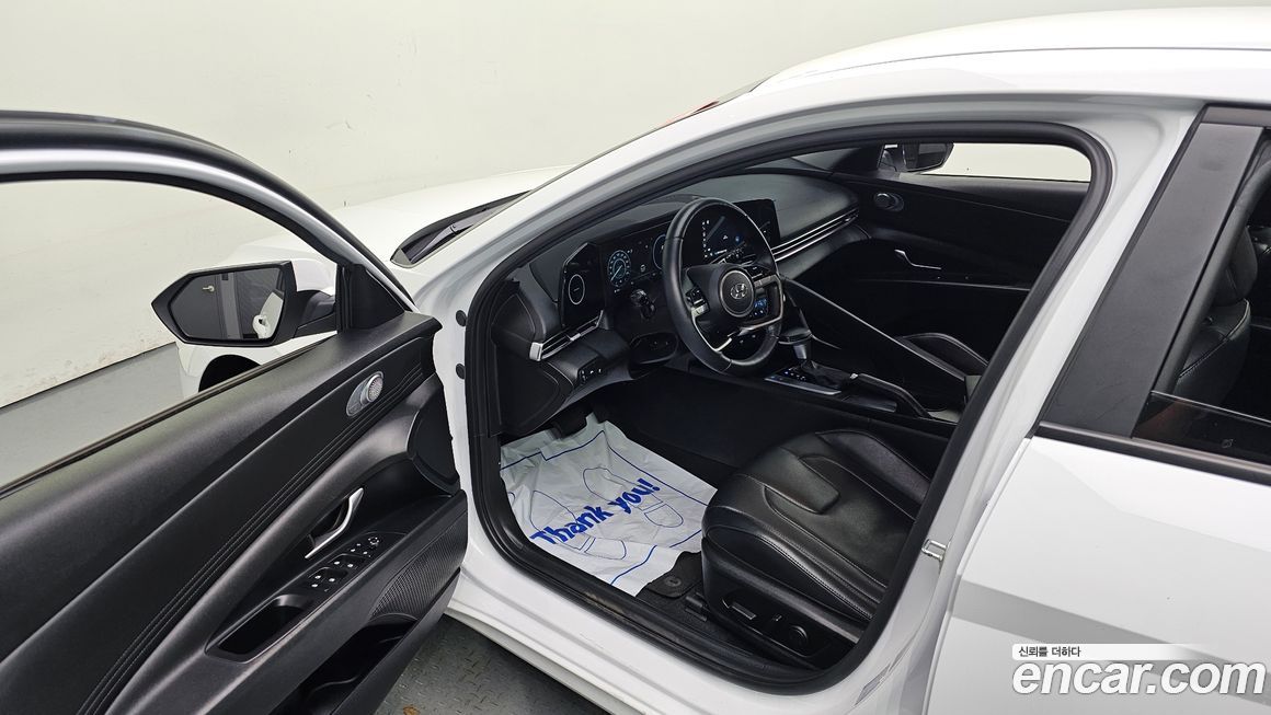 Hyundai AVANTE 2023
