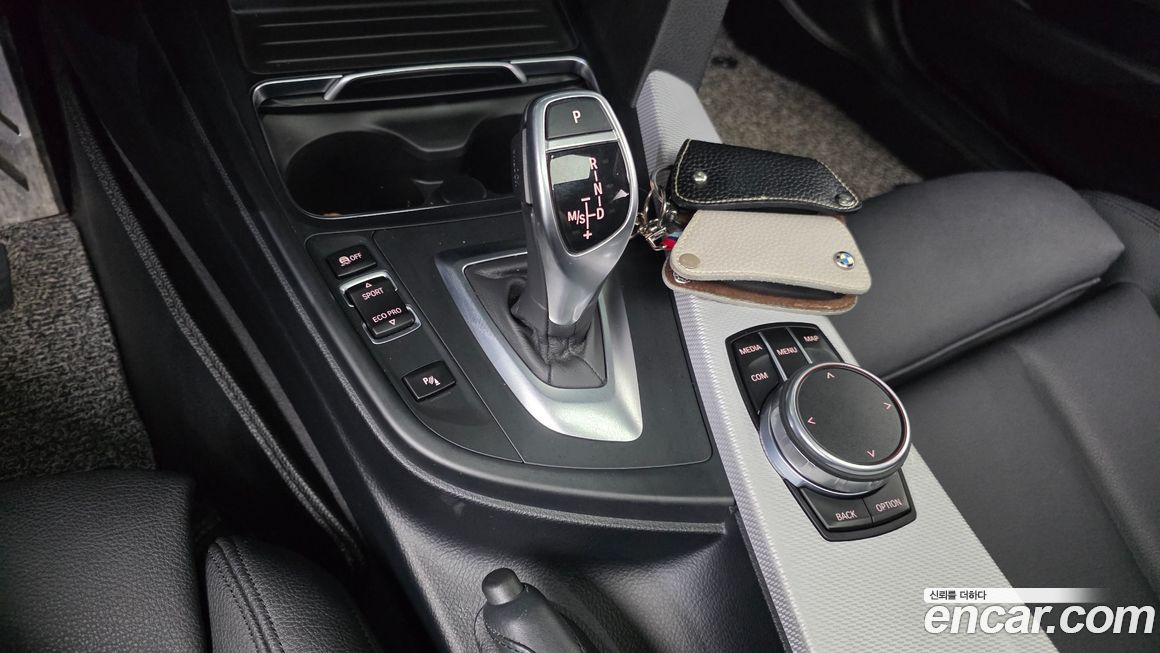 BMW 3-Series 2018