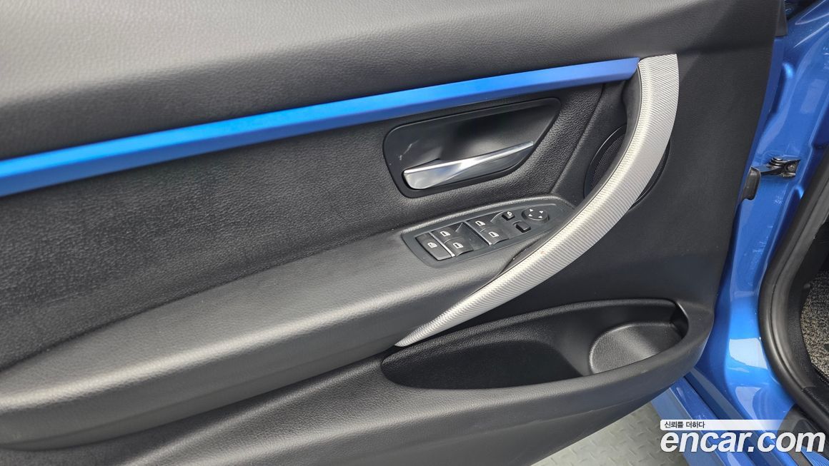 BMW 3-Series 2018