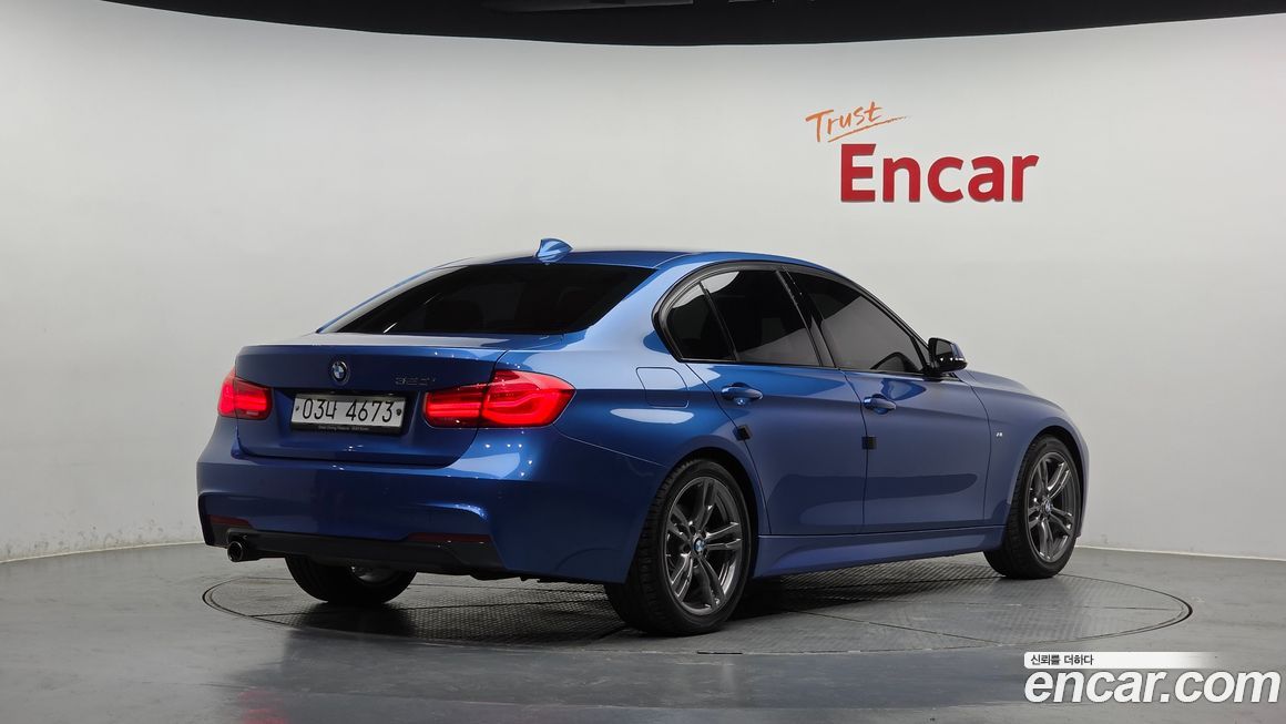 BMW 3-Series 2018