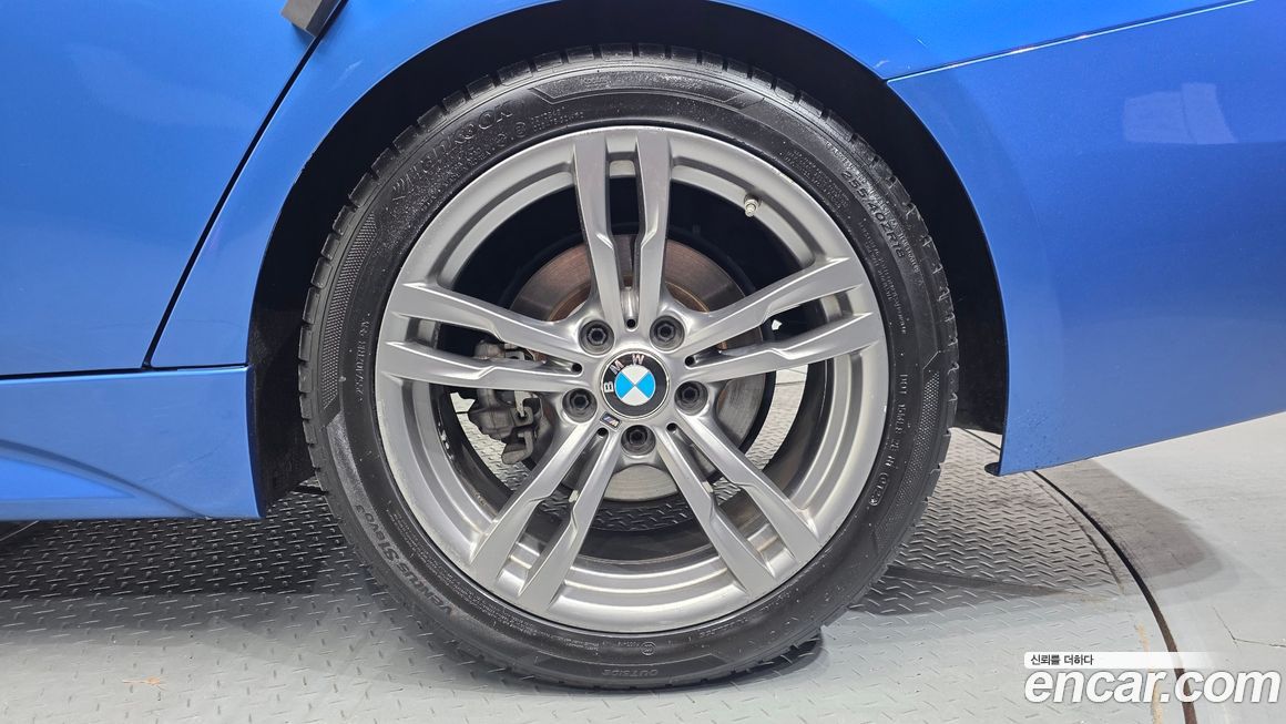 BMW 3-Series 2018
