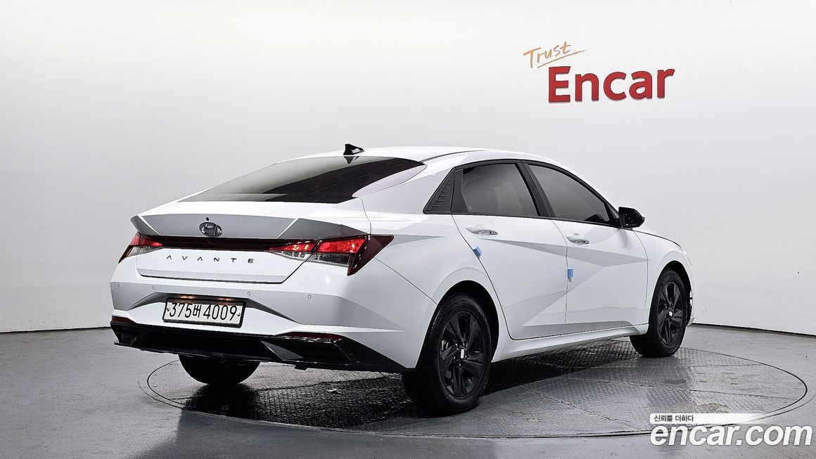 Hyundai AVANTE 2023