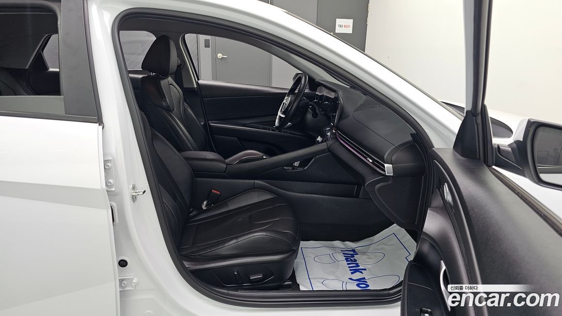 Hyundai AVANTE 2023
