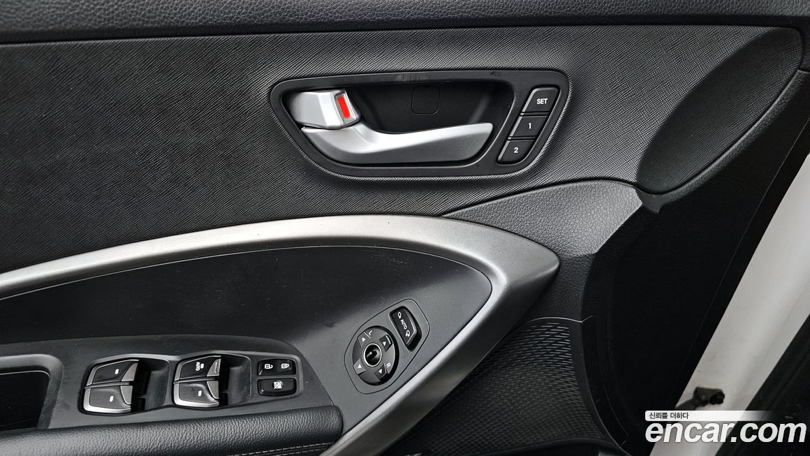 Hyundai Santafe 2015
