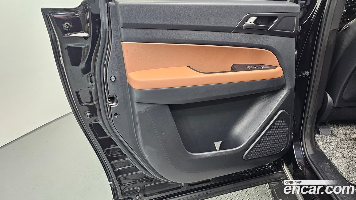 KG_Mobility_Ssangyong Rexton 2020