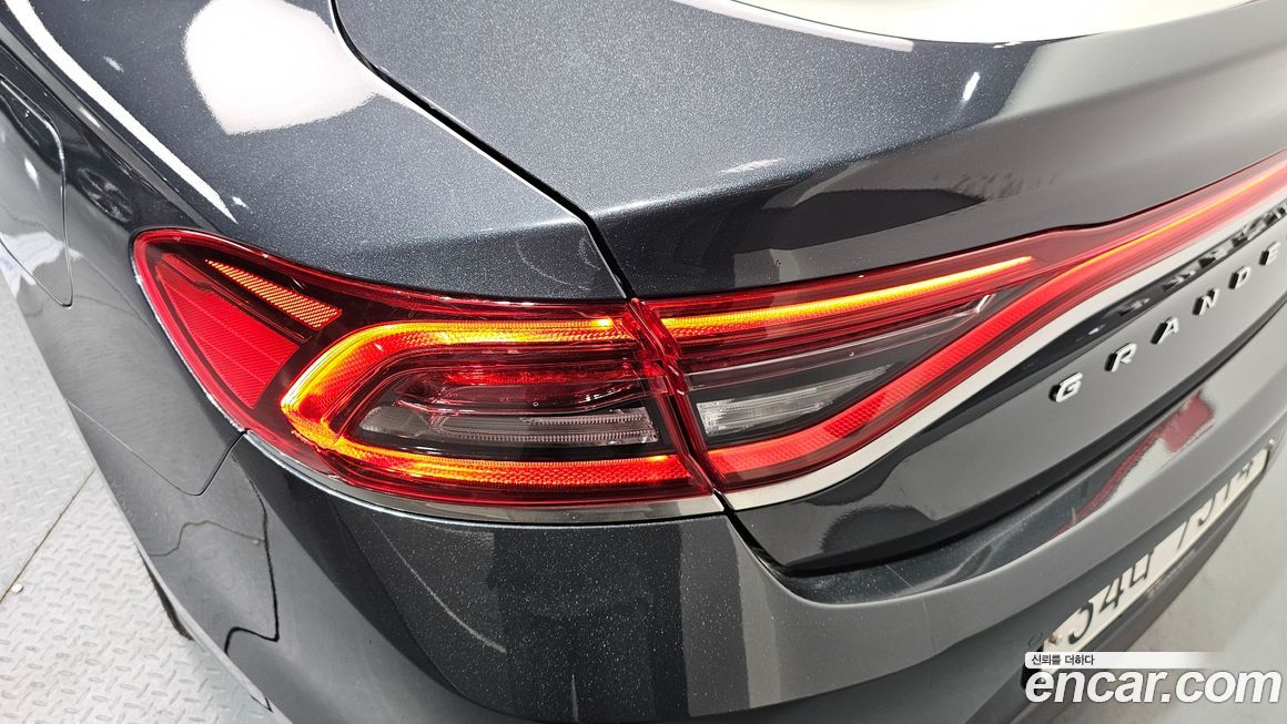 Hyundai Grandeur 2018