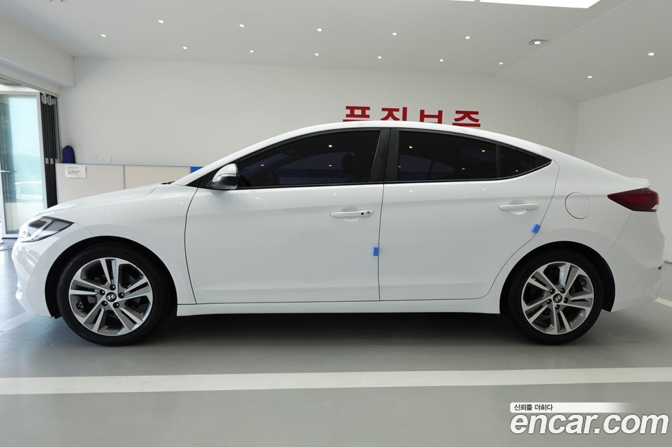 Hyundai AVANTE 2018