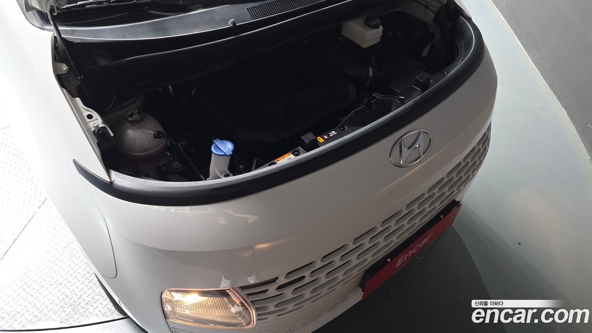 Hyundai Staria 2022