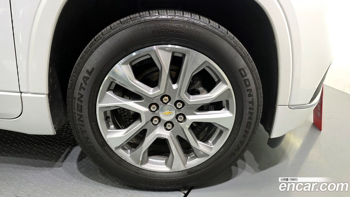 ChevroletGMDaewoo Traverse 2021