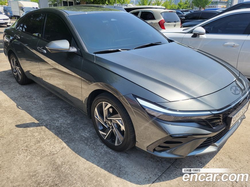 Hyundai AVANTE 2025