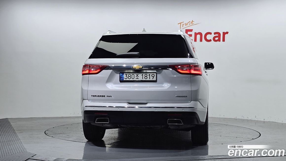 ChevroletGMDaewoo Traverse 2021