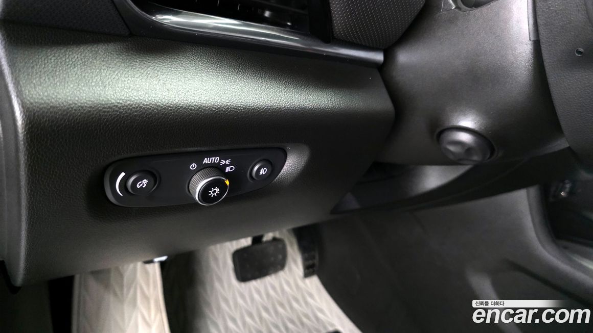 ChevroletGMDaewoo Traverse 2021