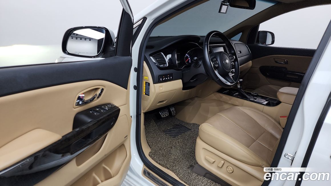Kia Canival 2019