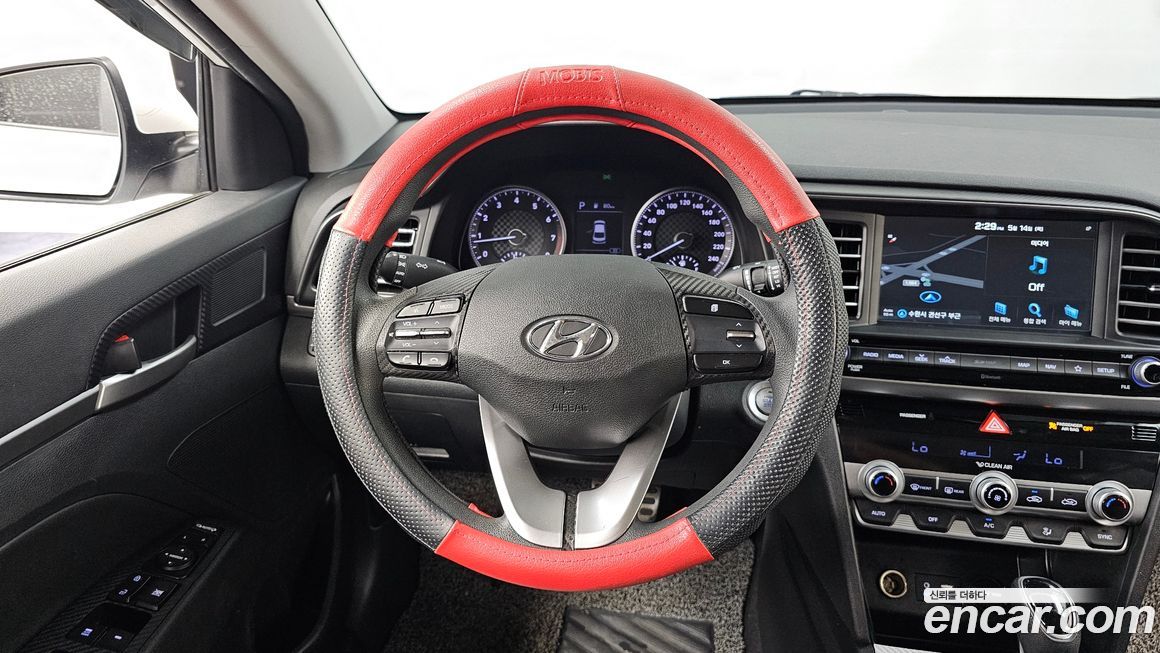 Hyundai AVANTE 2020